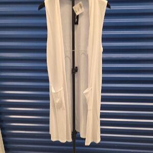 White Sleeveless Open Front Vest